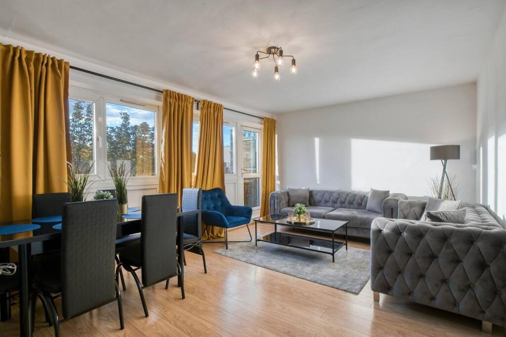 Kings Cross Apartment 4 Br Londra Exterior foto